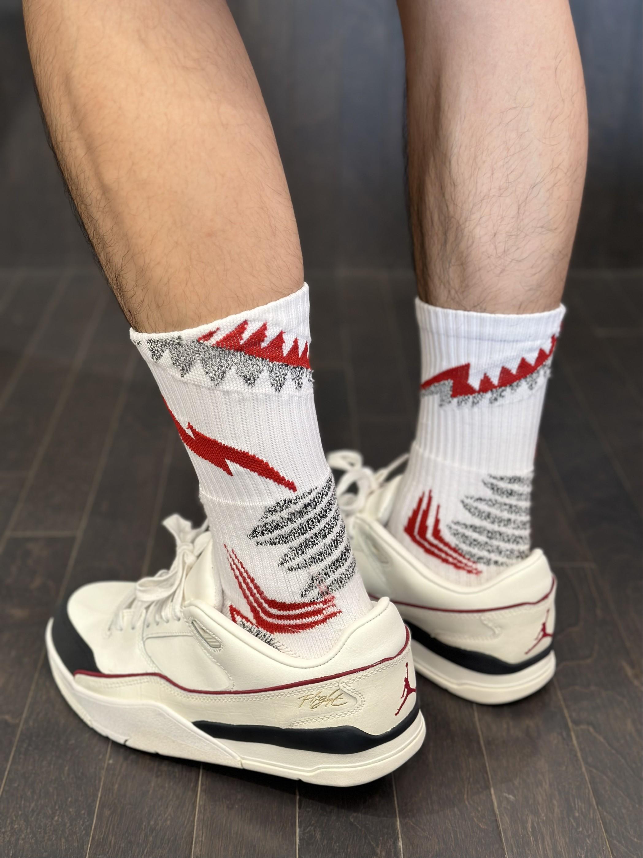 “福来”鞋真的很炸眼